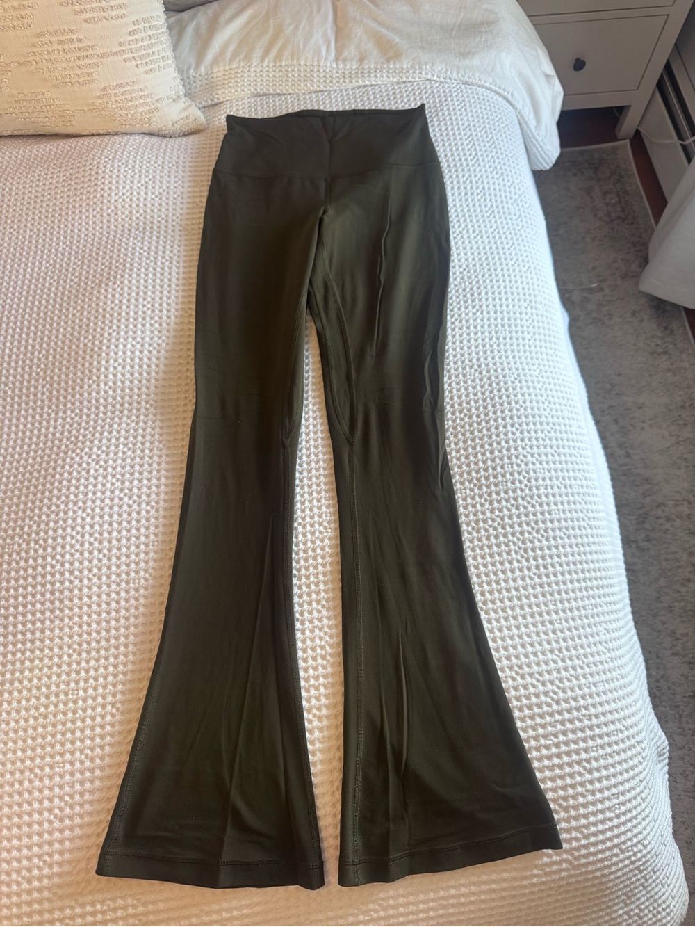 Lululemon high rise mini flare pant